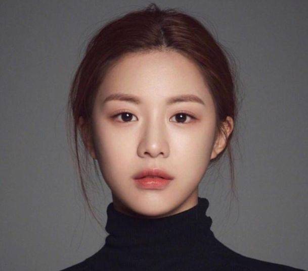 韩美女主播热午 福利